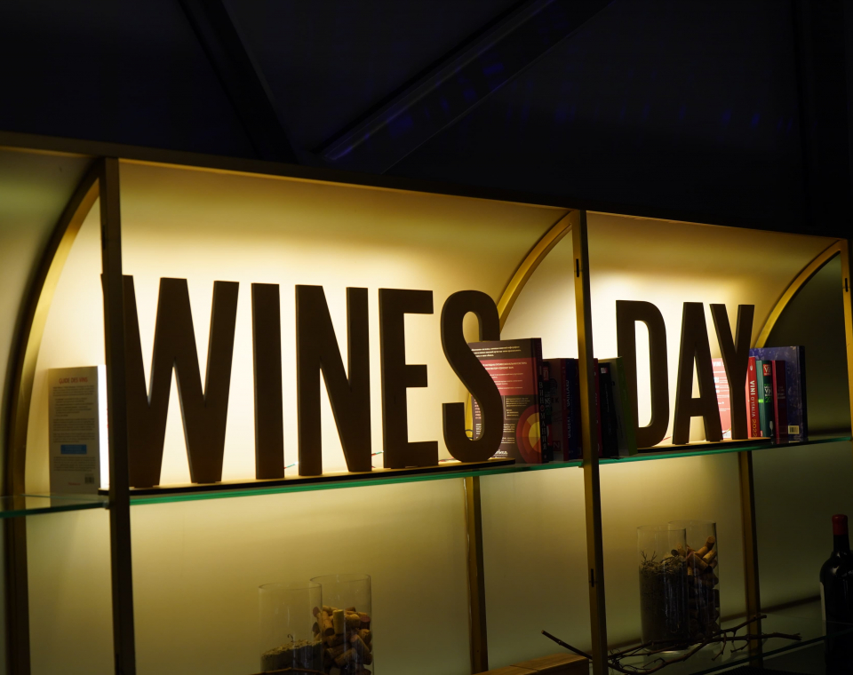 Winesday at the O2 Lounge - News from The Carlton, Moscow